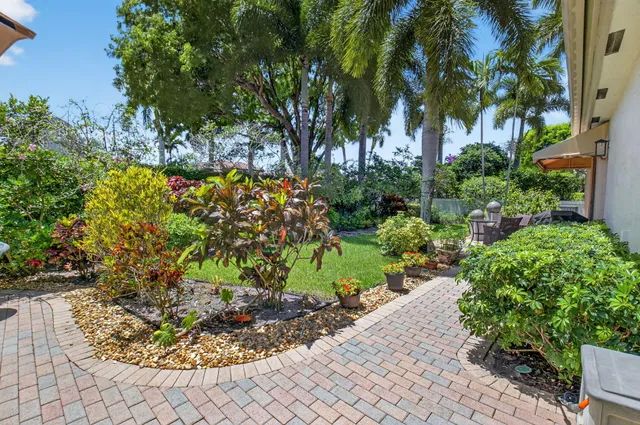 $1,149,000 | 2374 Northwest 23rd Road, Boca Raton, FL 33434