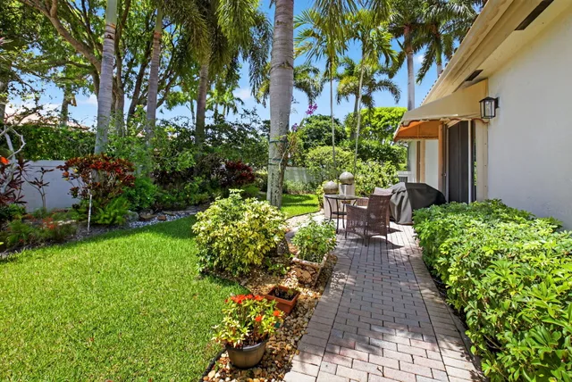 $1,149,000 | 2374 Northwest 23rd Road, Boca Raton, FL 33434
