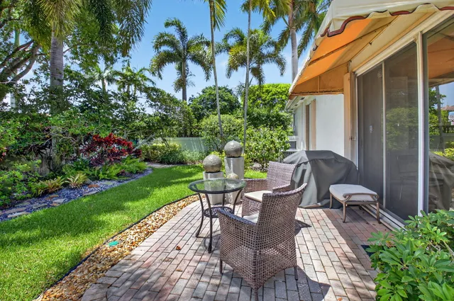 $1,149,000 | 2374 Northwest 23rd Road, Boca Raton, FL 33434
