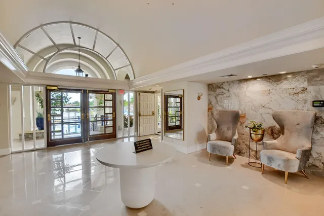 $1,149,000 | 2374 Northwest 23rd Road, Boca Raton, FL 33434