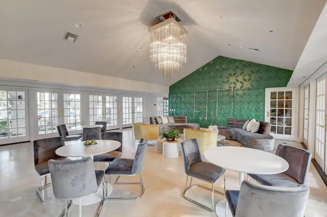 $1,149,000 | 2374 Northwest 23rd Road, Boca Raton, FL 33434