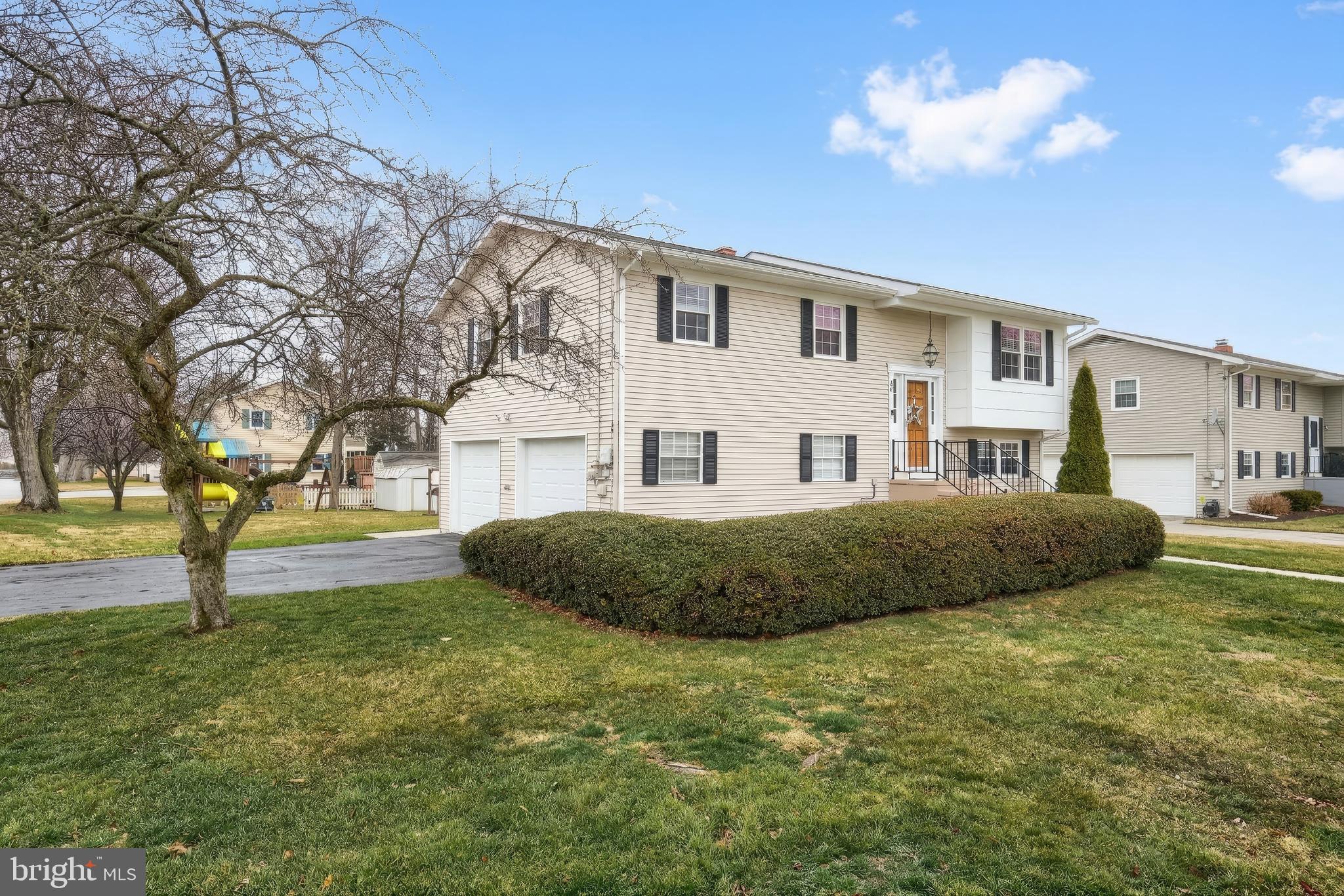 49 Scott Street Hanover, PA 17331 - Photo 3 of 35 Gallery Image 3