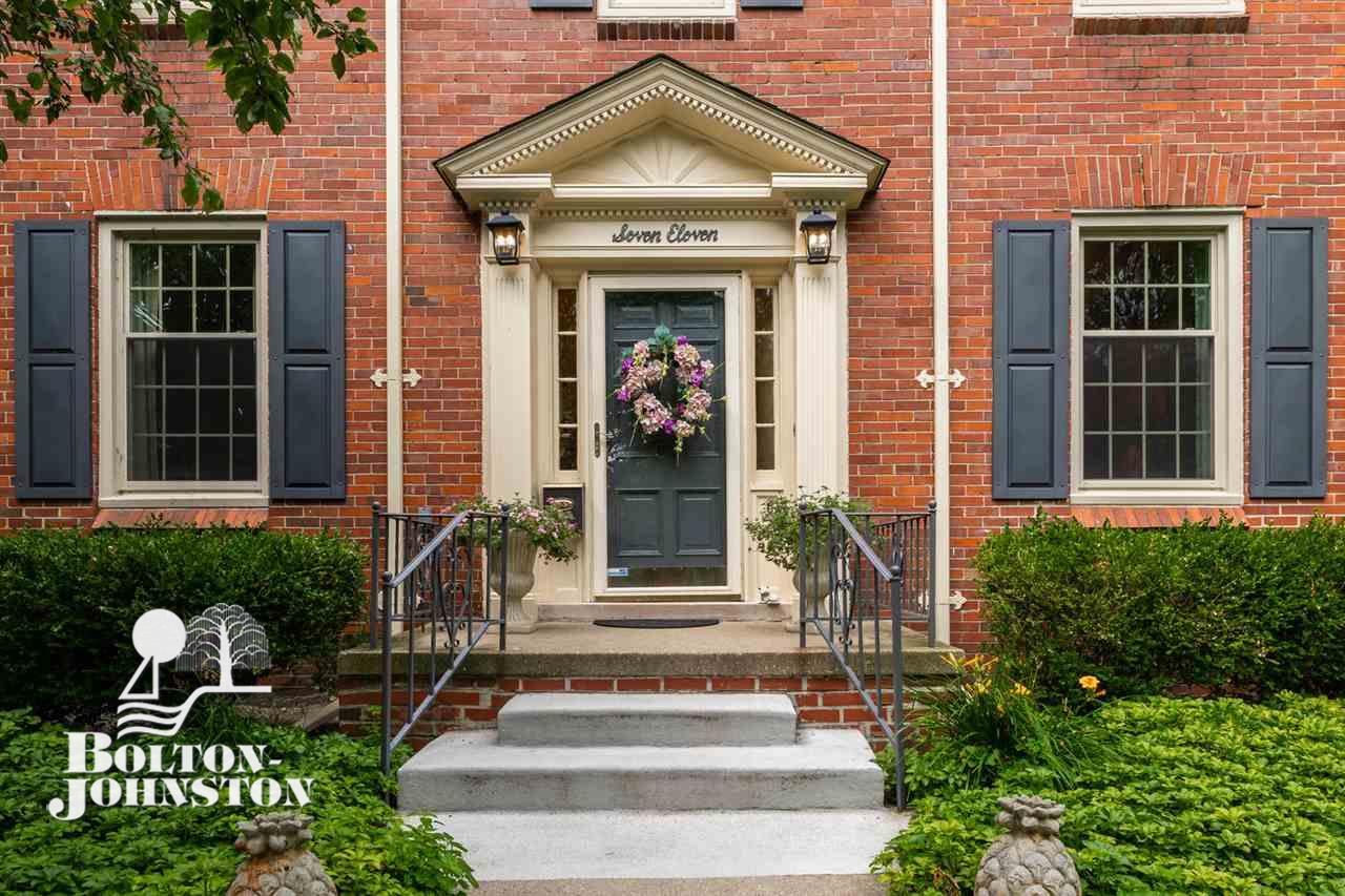 711 Barrington Road Grosse Pointe Park, MI 48215 - Photo 2 of 43