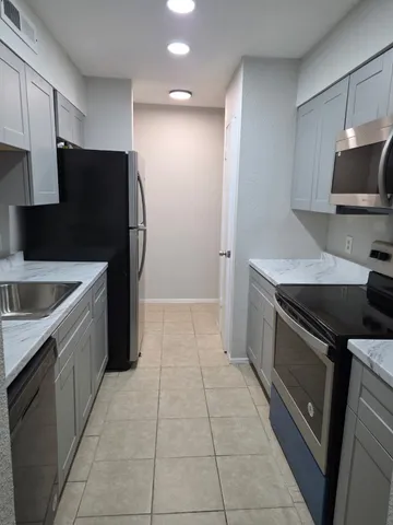 $1,250 | 5665 Birchmont Drive, Unit 3, Houston, TX 77091