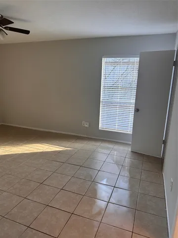 $1,250 | 5665 Birchmont Drive, Unit 3, Houston, TX 77091