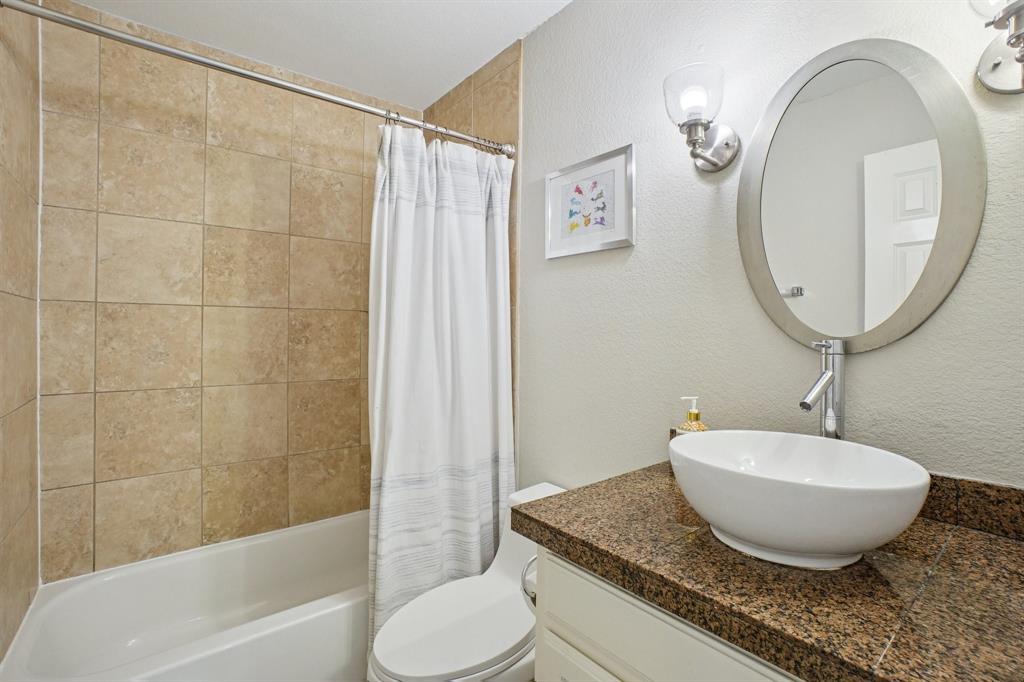 9437 Timberleaf Drive Dallas, TX 75243 - Photo 26 of 35