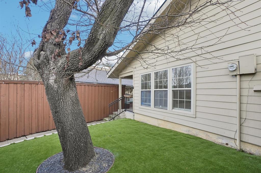 9437 Timberleaf Drive Dallas, TX 75243 - Photo 34 of 35