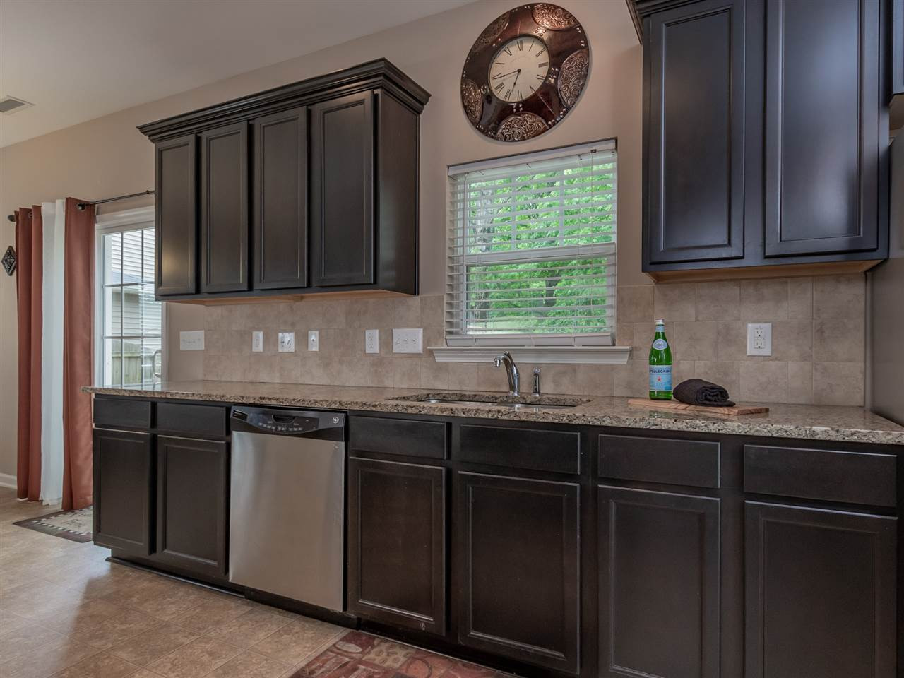 604 Smith Ridge Way Fuquay-Varina, NC 27526 - Photo 14 of 30 Kitchen