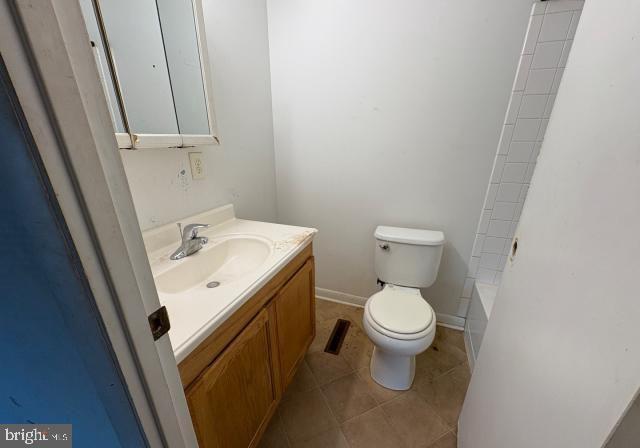 201 Timber Creek Road Clementon, NJ 08021 - Photo 19 of 22 a bathroom with a sink a toilet and a mirror