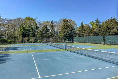 $3,395,000 | 38 East Beach Drive, Southampton, NY 11968