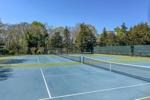 $3,395,000 | 38 East Beach Drive, Southampton, NY 11968