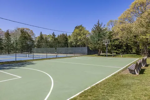 $3,395,000 | 38 East Beach Drive, Southampton, NY 11968