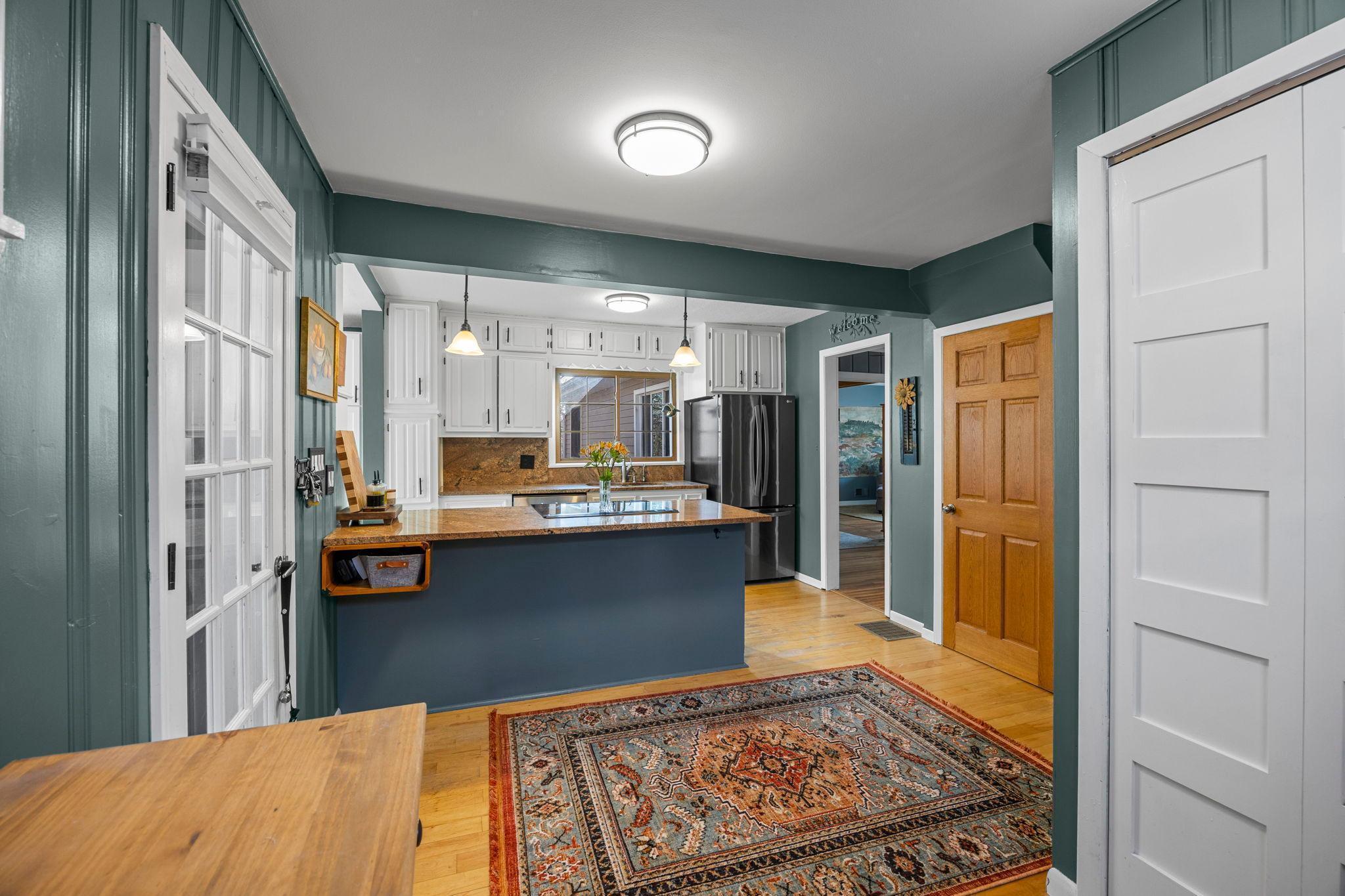 5441 Ridgeway Street St. Paul, MN 55110 - Photo 18 of 76