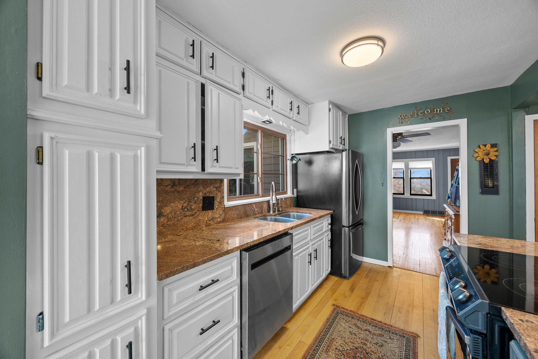 5441 Ridgeway Street St. Paul, MN 55110 - Photo 23 of 77