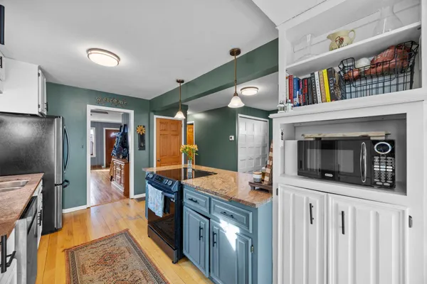 $435,000 | 5441 Ridgeway Street, St. Paul, MN 55110