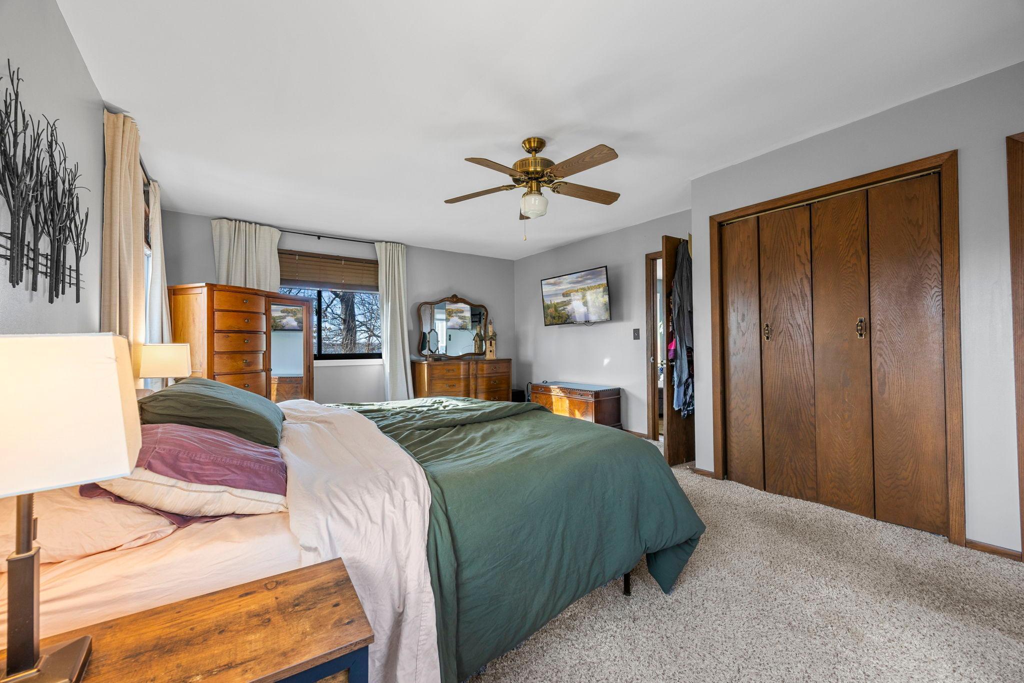 5441 Ridgeway Street St. Paul, MN 55110 - Photo 34 of 77
