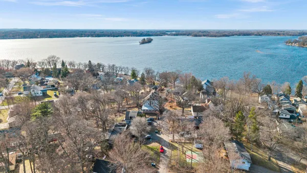 $435,000 | 5441 Ridgeway Street, St. Paul, MN 55110