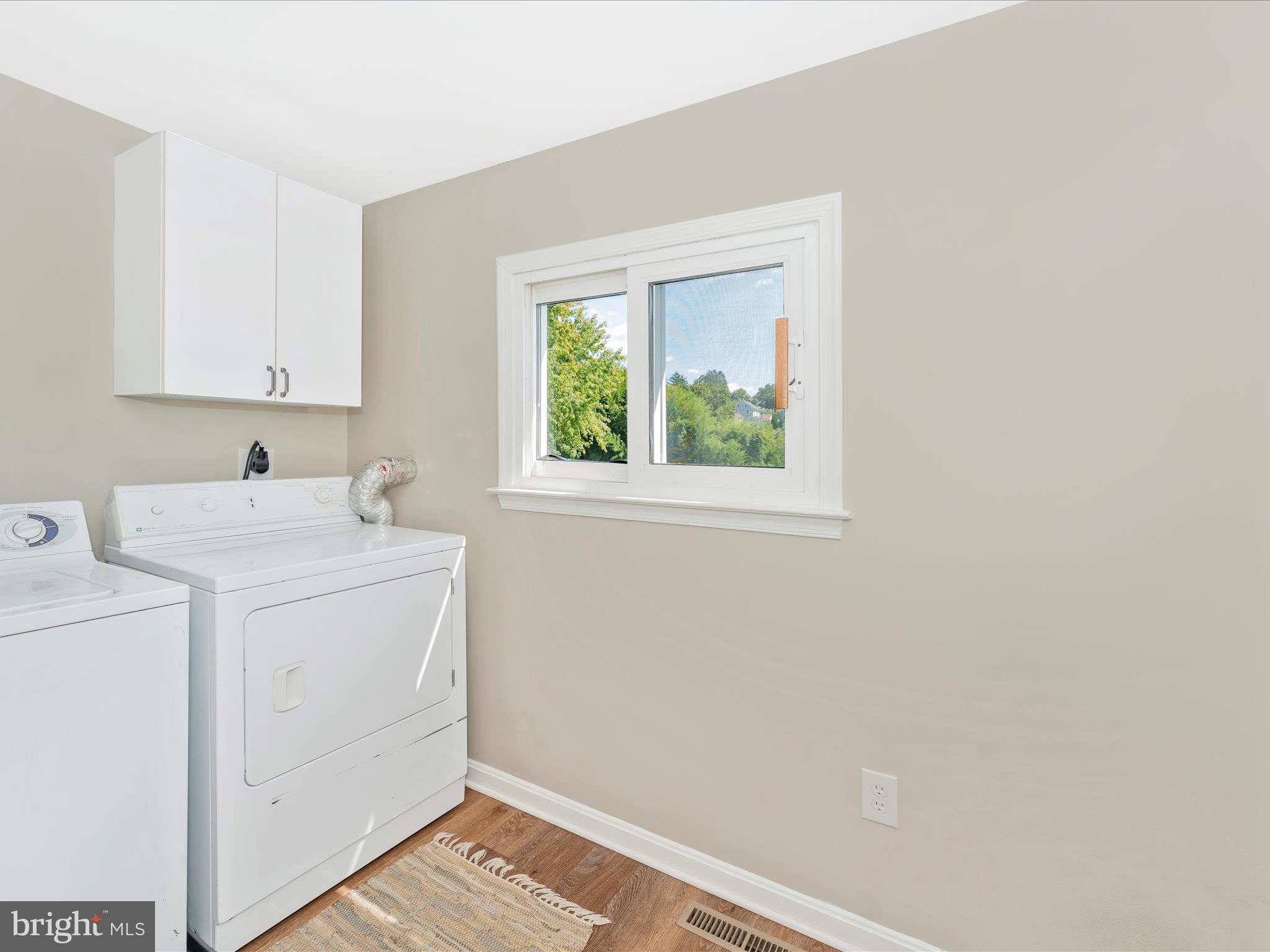 129 Cottage Street Waynesboro, PA 17268 - Photo 18 of 42 Laundry