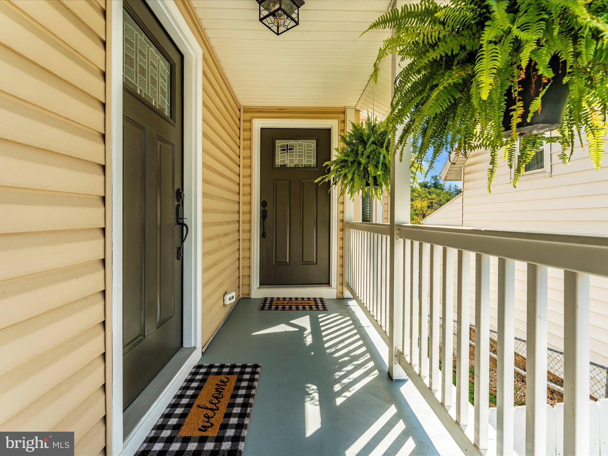 129 Cottage Street Waynesboro, PA 17268 - Photo 2 of 42 Front Porch