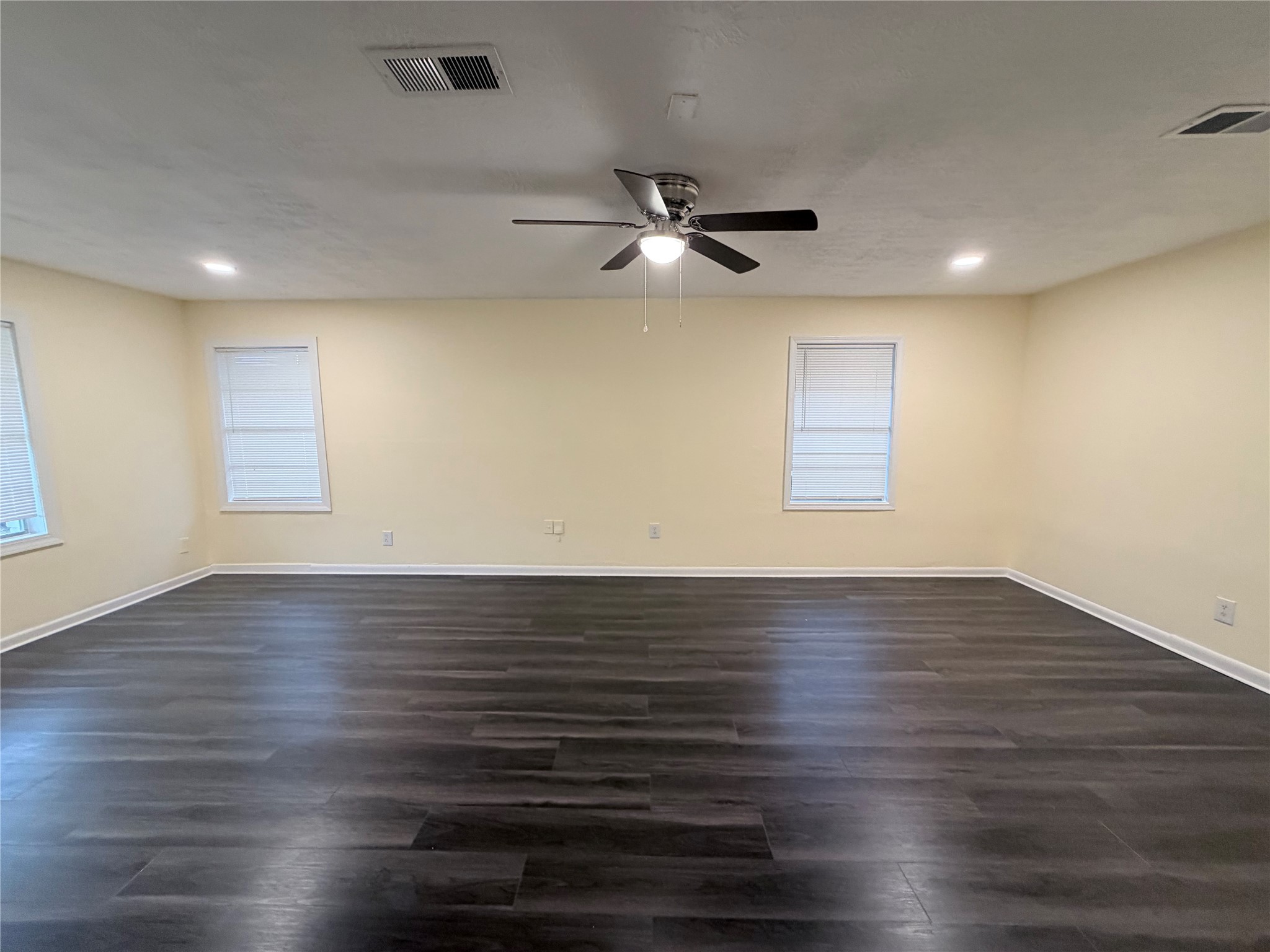 3810 Lehall Street Houston, TX 77021 - Photo 3 of 19