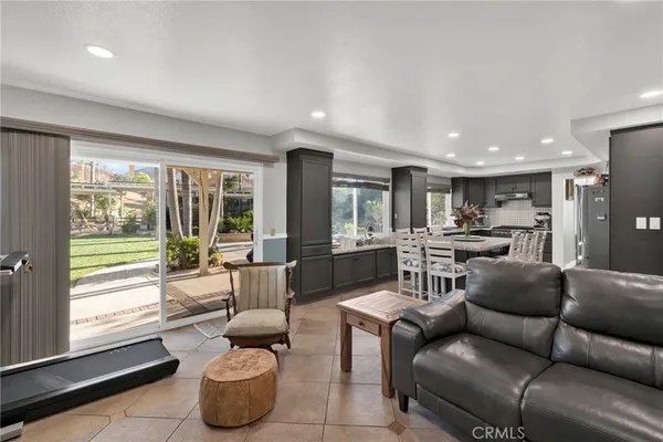 $840,000 | 3350 May Court, Riverside, CA 92503