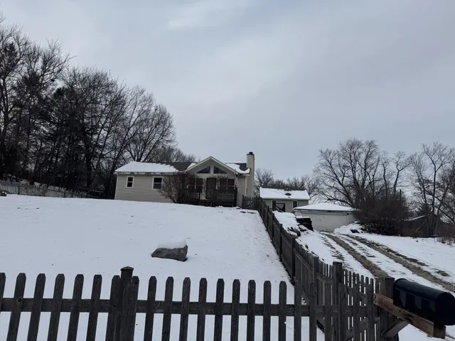 $297,271 | 1008 West Dale Avenue, McHenry, IL 60051