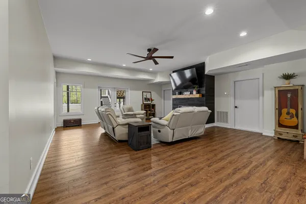 $1,950,000 | 215 Diamond Pointe, Fayetteville, GA 30215