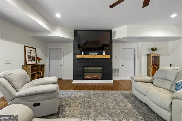 $1,950,000 | 215 Diamond Pointe, Fayetteville, GA 30215