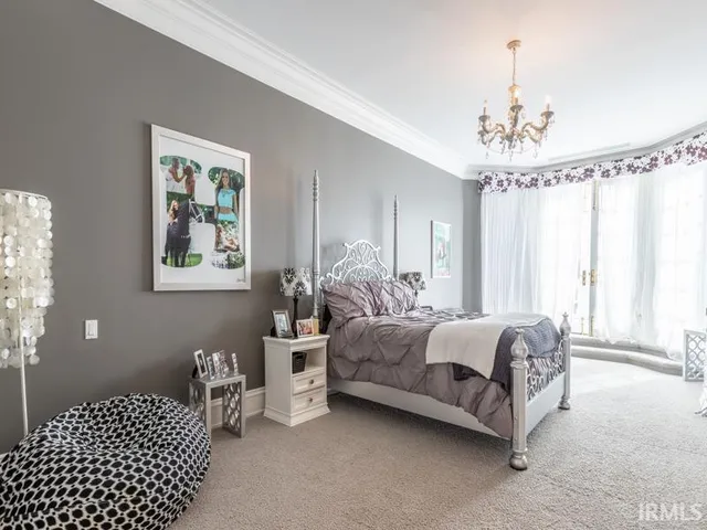 $4,900,000 | 7700 Henze Road, Evansville, IN 47720