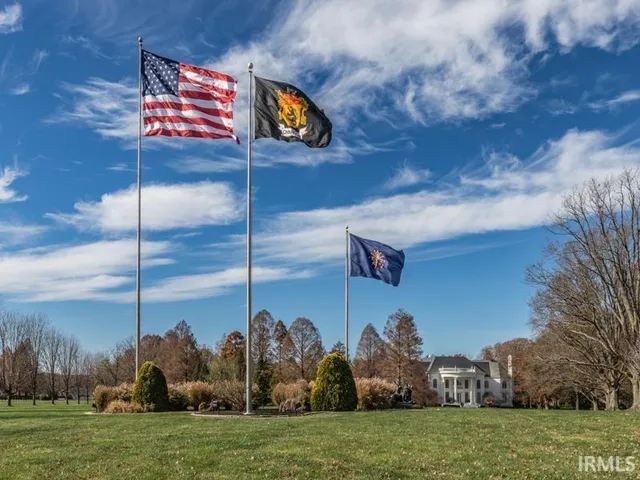 $4,900,000 | 7700 Henze Road, Evansville, IN 47720