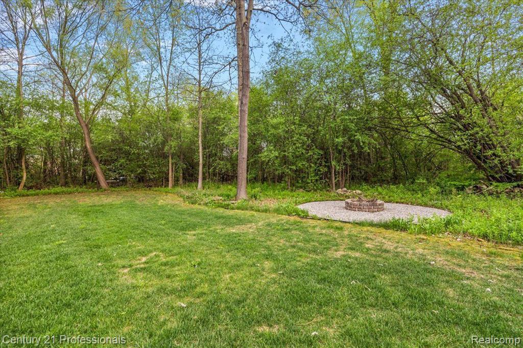 4735 Oakhurst Ridge Road Clarkston, MI 48348 - Photo 70 of 75