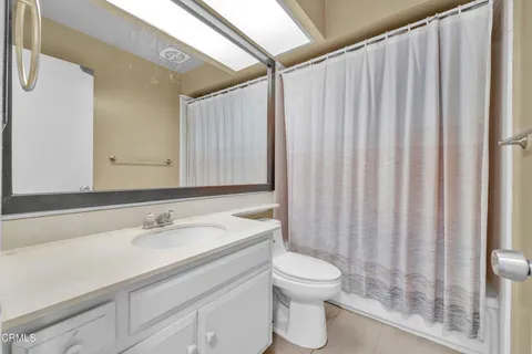 $924,900 | 252 Columbia Road, Thousand Oaks, CA 91360