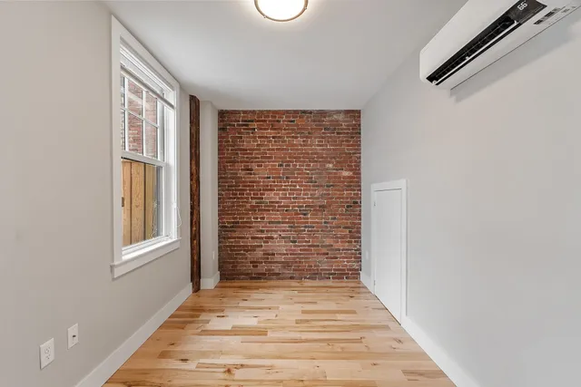 $3,395 | 45 Market Street, Unit 2, Portsmouth, NH 03801