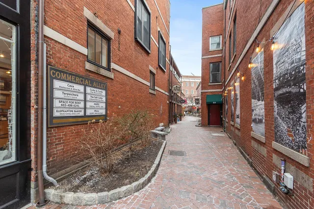 $3,395 | 45 Market Street, Unit 2, Portsmouth, NH 03801