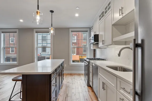 $3,395 | 45 Market Street, Unit 2, Portsmouth, NH 03801