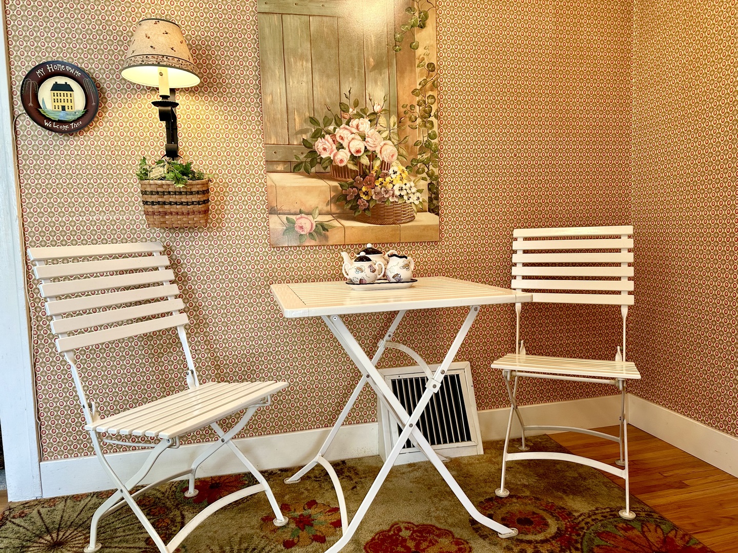 701 Chambers Street Ottawa, IL 61350 - Photo 18 of 32 a dining room with chairs