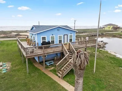 $469,000 | 501 County Road 230, Sargent, TX 77414