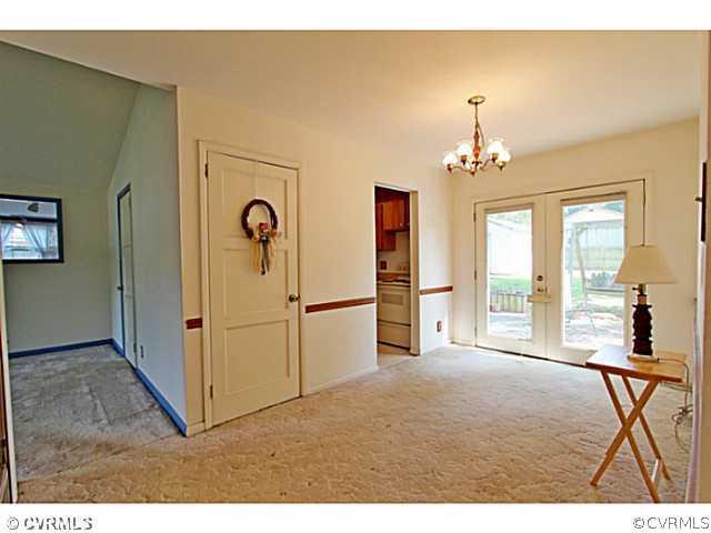 3031 Bensley Road North Chesterfield, VA 23237 - Photo 11 of 20 Dining Room