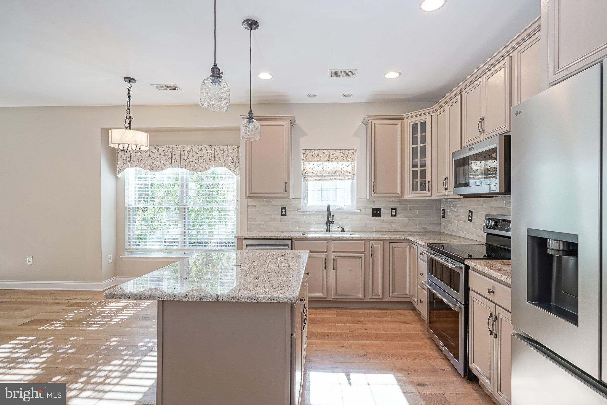 141 Whitall Road Glassboro, NJ 08028 - Photo 5 of 37 Gallery Image 5