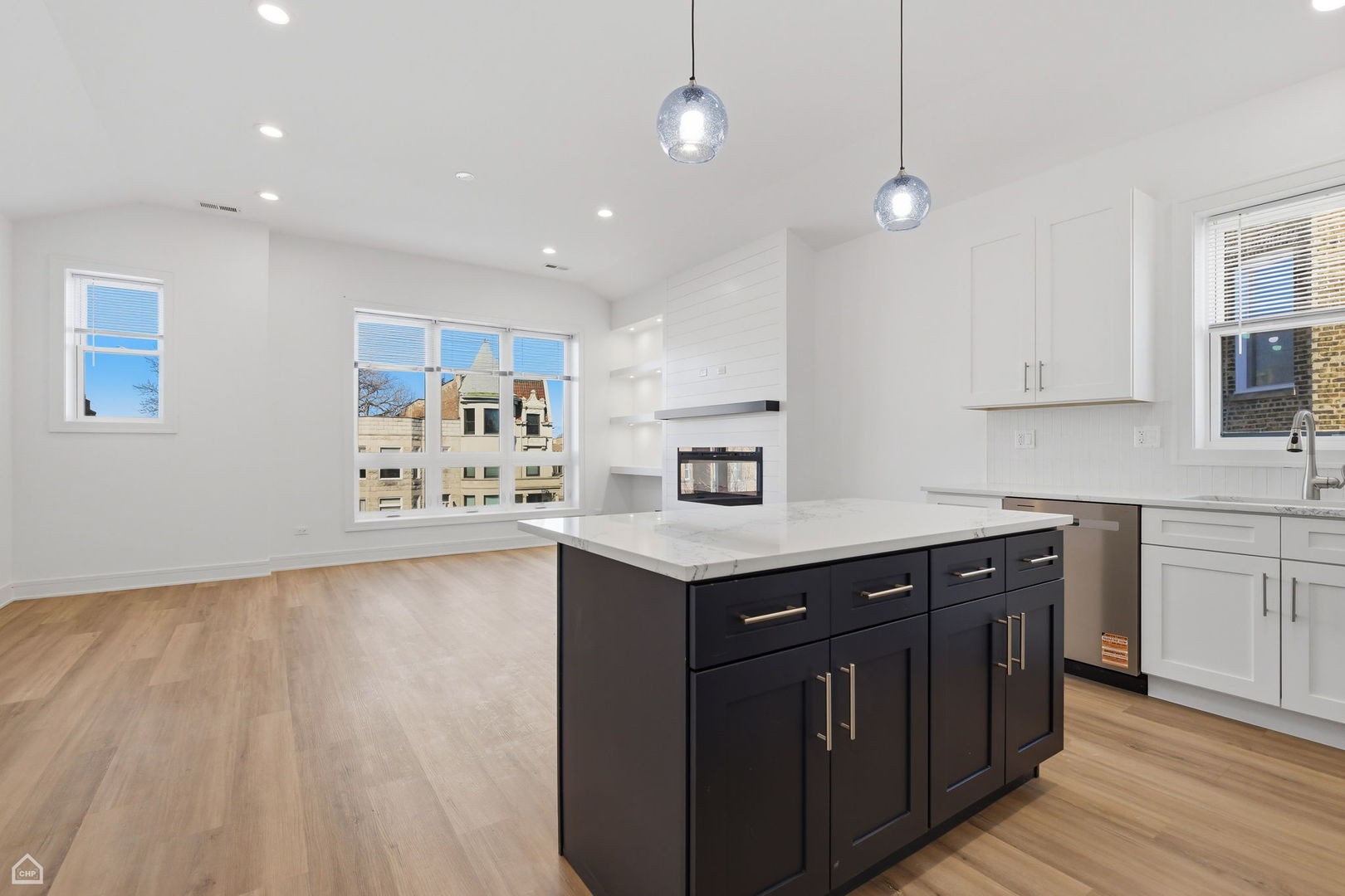 4841 South Prairie Avenue Chicago, IL 60615 - Photo 12 of 77