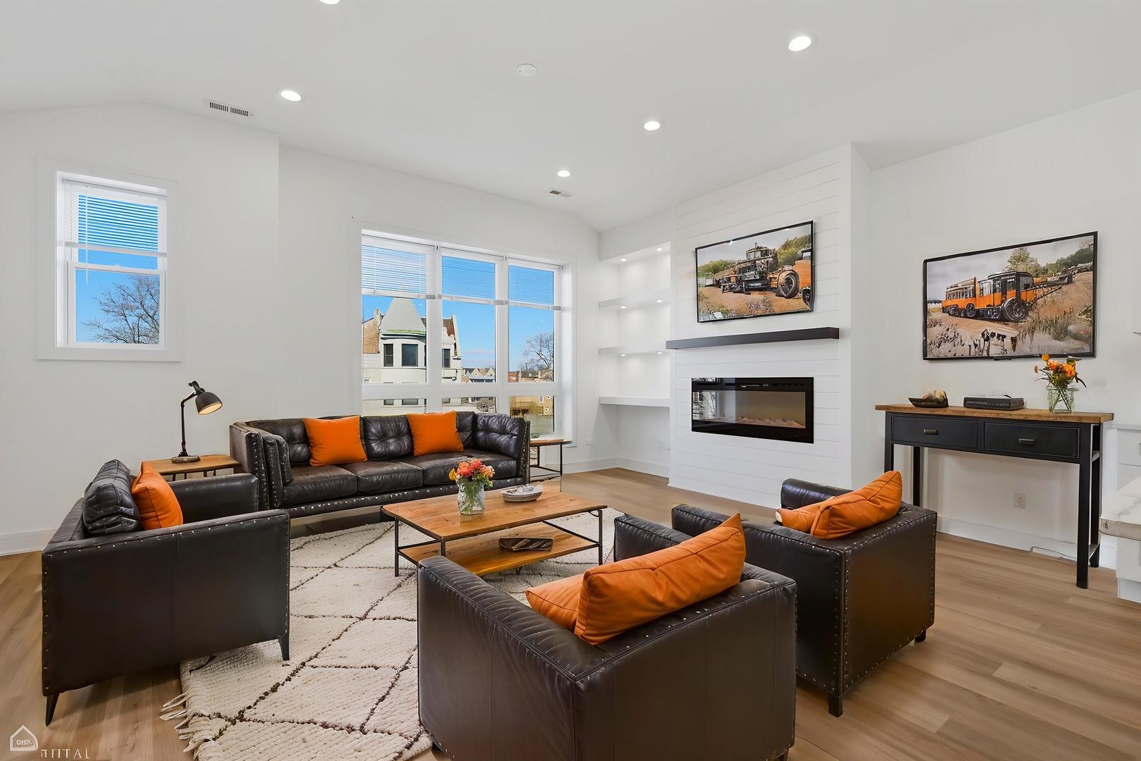 4841 South Prairie Avenue Chicago, IL 60615 - Photo 4 of 77