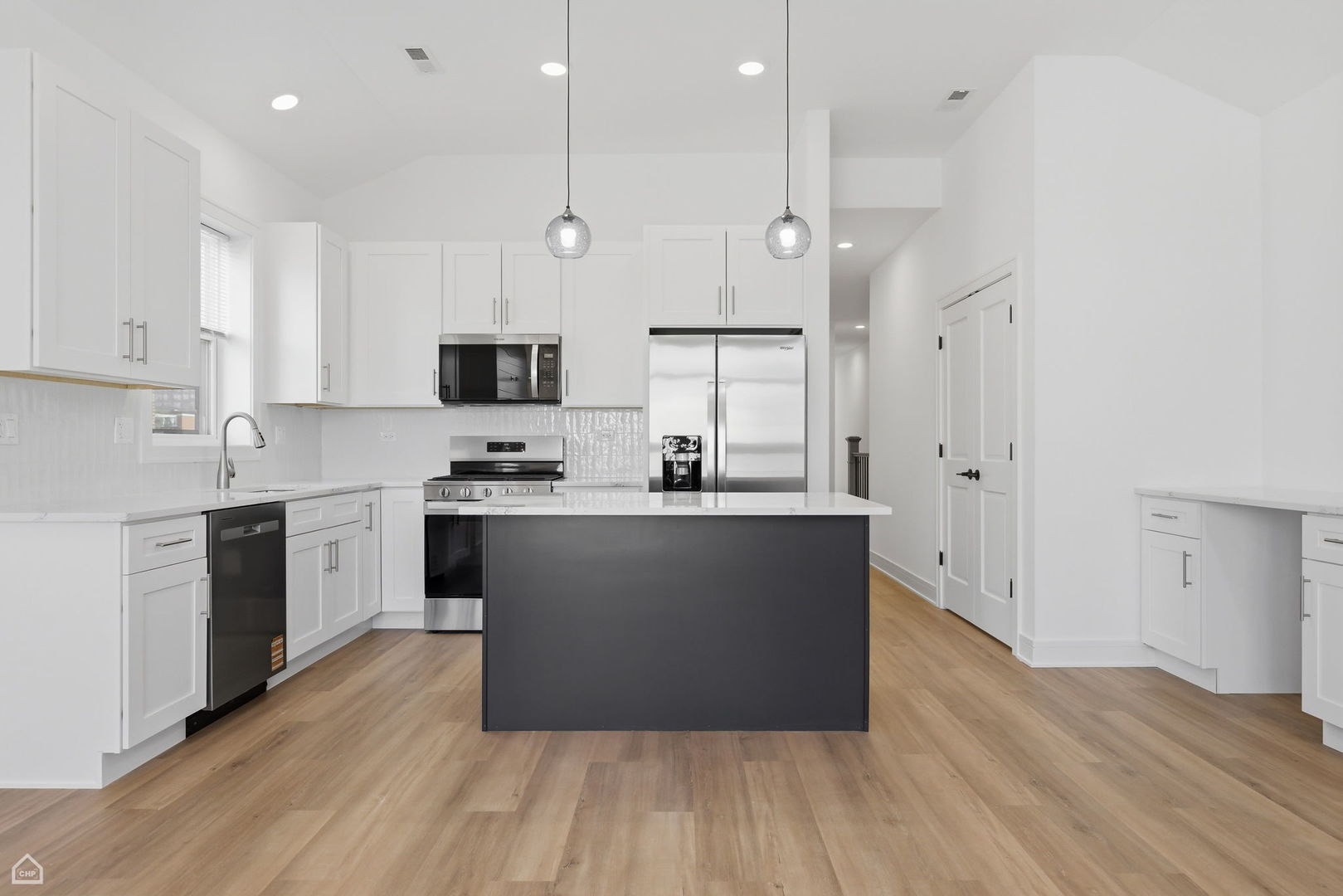 4841 South Prairie Avenue Chicago, IL 60615 - Photo 9 of 77