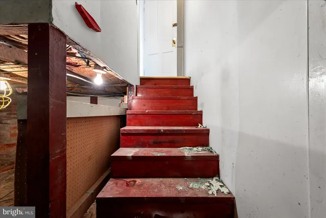 $350,000 | 412 South Samuel Street, Charles Town, WV 25414