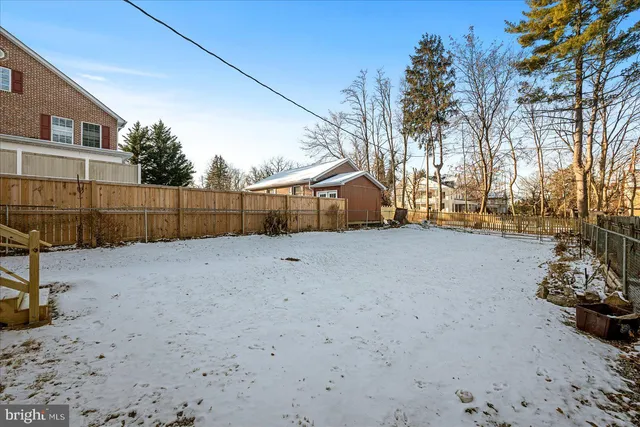 $350,000 | 412 South Samuel Street, Charles Town, WV 25414