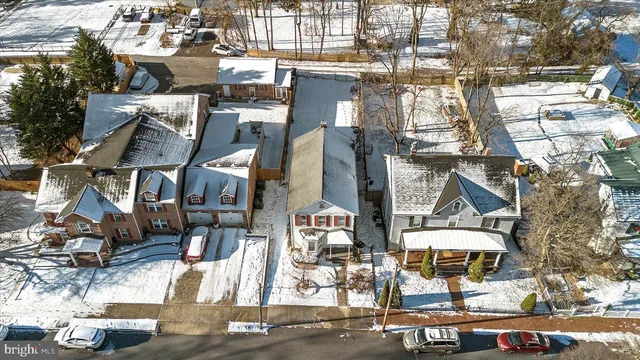 $350,000 | 412 South Samuel Street, Charles Town, WV 25414