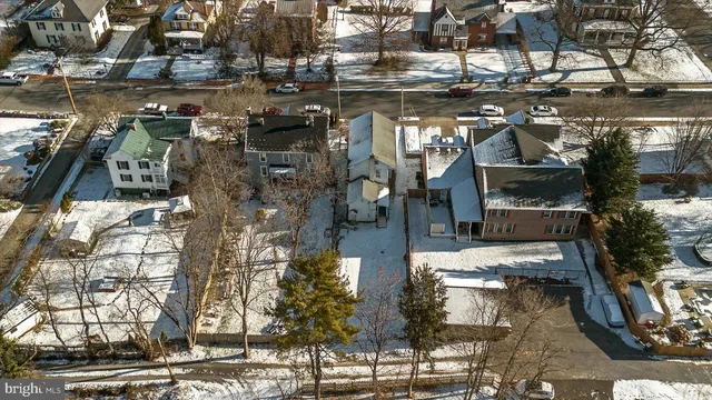 $350,000 | 412 South Samuel Street, Charles Town, WV 25414