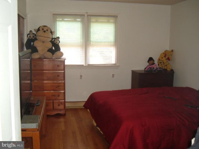 6512 Horseshoe Road Clinton, MD 20735 - Photo 1 of 20 Bedroom (Master)