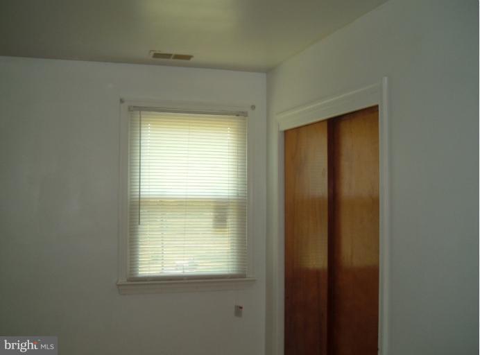 6512 Horseshoe Road Clinton, MD 20735 - Photo 17 of 20 Bedroom
