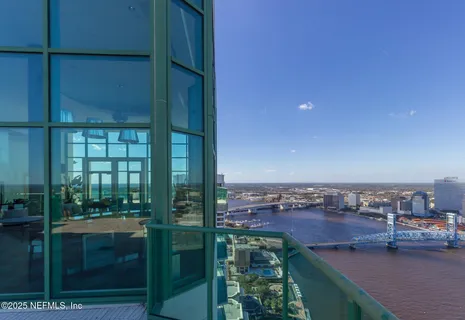 $349,000 | 1431 Riverplace Boulevard, Unit 2003, Jacksonville, FL 32207
