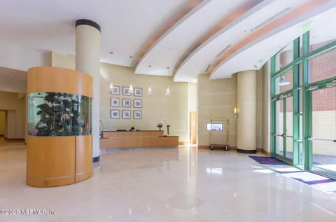 $349,000 | 1431 Riverplace Boulevard, Unit 2003, Jacksonville, FL 32207